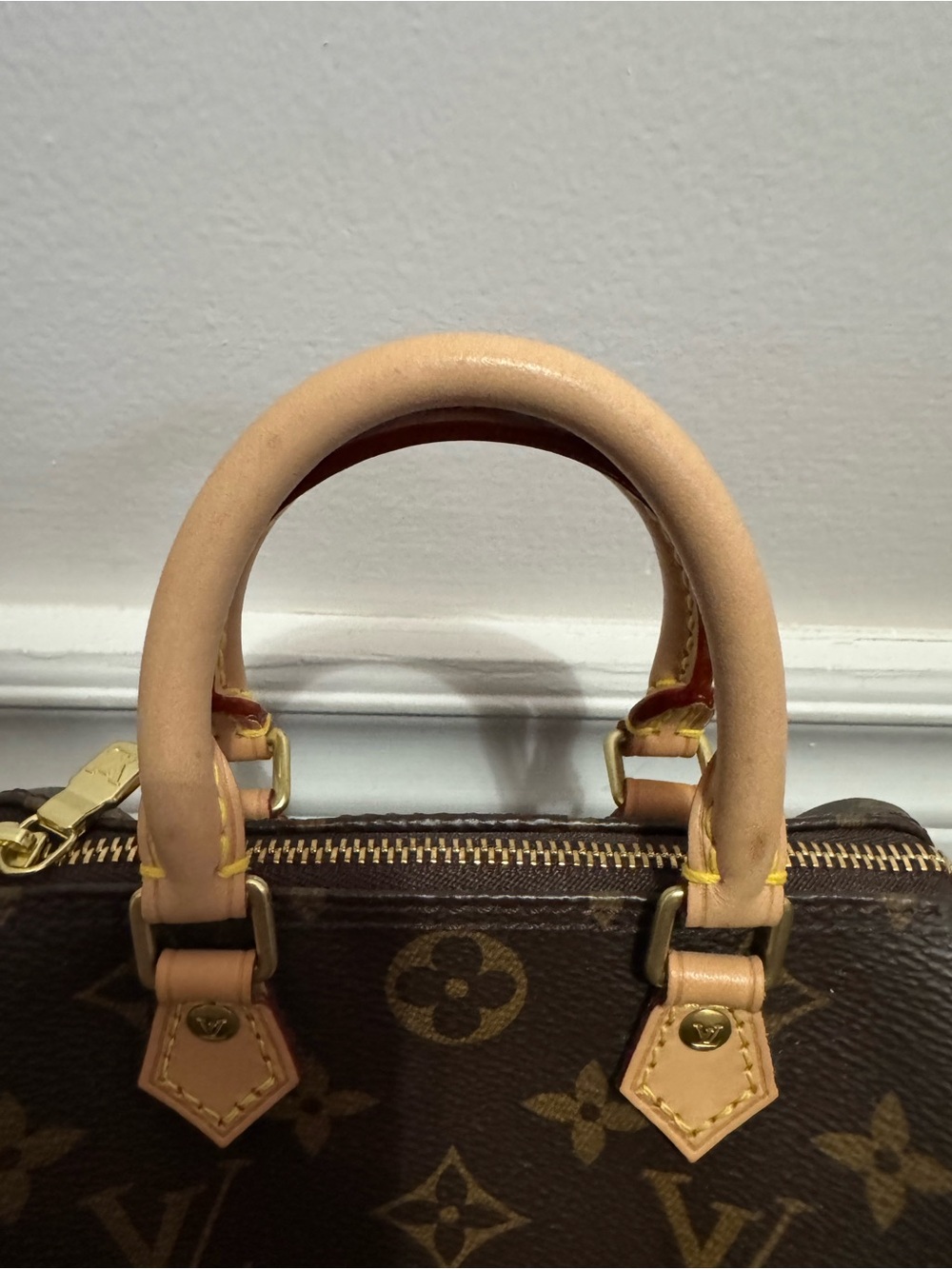 Auth LOUIS VUITTON LV Nano Speedy Monogram Bag *Original Version* Gold Hardware - Picture 5 of 12